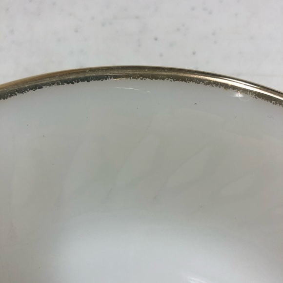 Fire King White Gold Trim 7.5" Soup/Salad Bowl - Picture 4 of 5